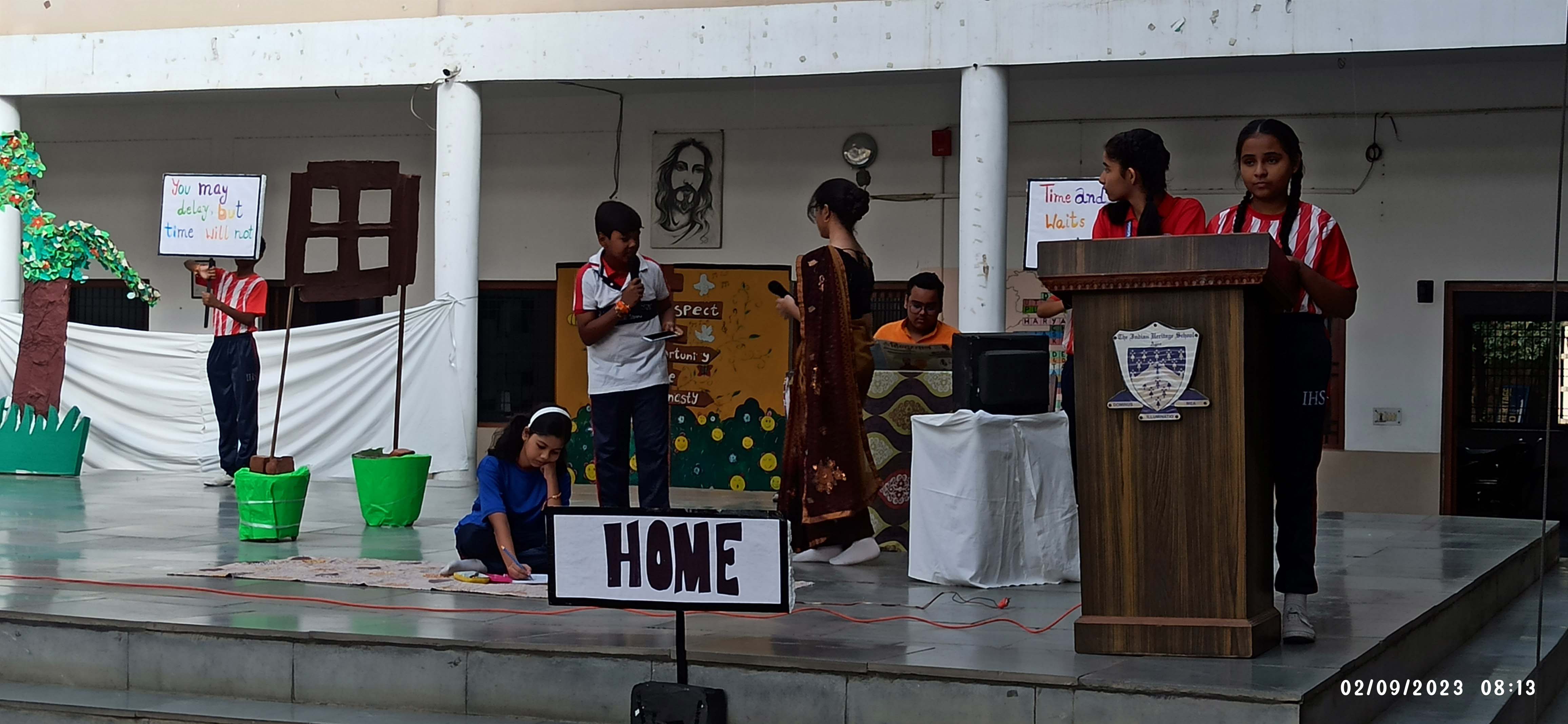 Red House (English Play)